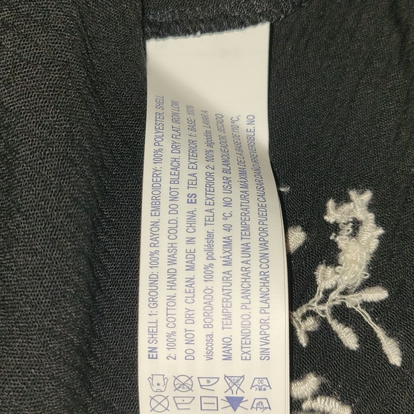 NWOT FOREVER 21 BLOUSE - Picture 14 of 17